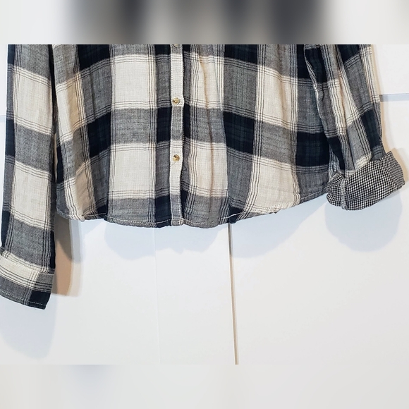 Maurices NEW Plaid Button Up Shirt Long Sleeves Size XL Black Cream Gray Cotton - Picture 4 of 15